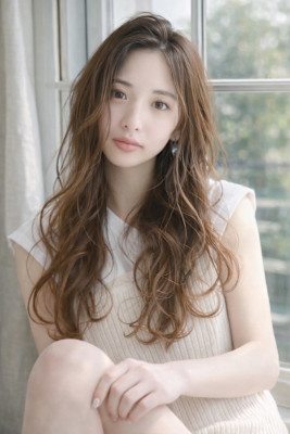 抜け感レイヤーの大人ナチュラルロング（梅田）