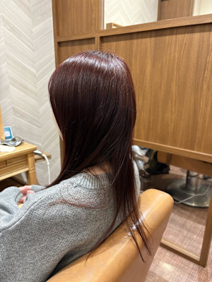 レッドブラウンカラー