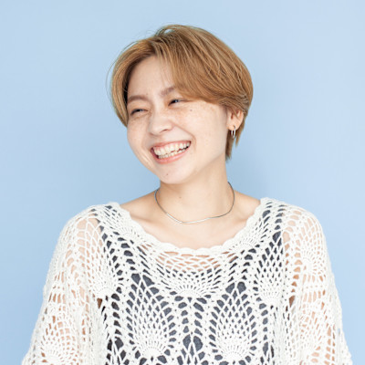 ハンサムショート　ベージュ　ダブルカラー