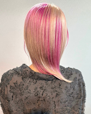 セクションカラー　デザインカラー　ケアブリーチカラー