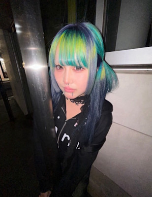 オーダーメイド　デザインカラー　ケアブリーチカラー　ウルフ