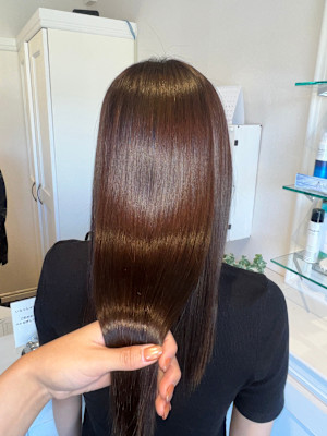 髪質改善ストレート