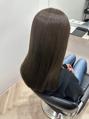  『ROW横浜』ダークトーン艶髪