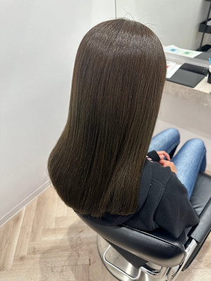  『ROW横浜』ダークトーン艶髪