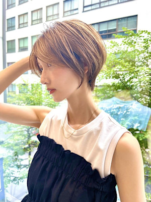 大人ショートスタイル