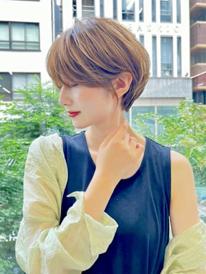 大人ショートスタイル