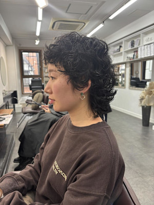 ピクシーカット/ショートウルフ/海外パーマ/カーリーヘア