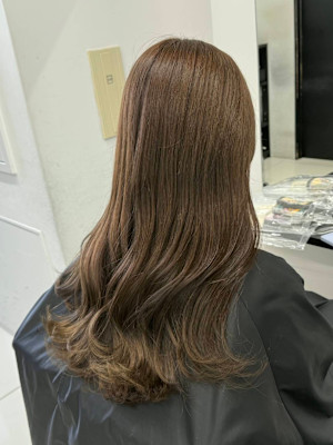 ハイトーンベージュ