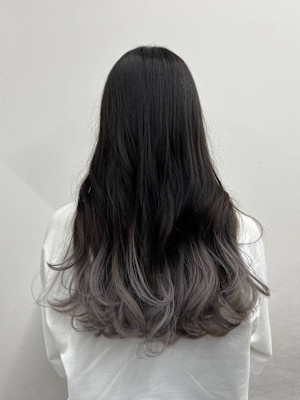 グラデーションカラーグレー