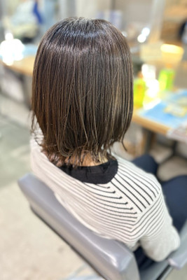 くびれボブ/グレージュカラー