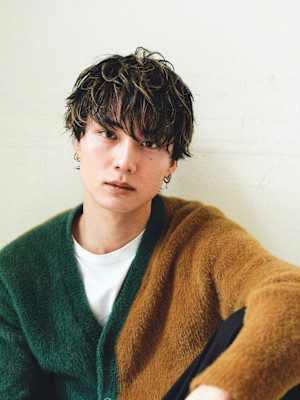 メンズ マッシュウルフ ナチュラルマッシュ ハイライトカラー