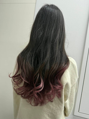 グラデーションピンクベージュ