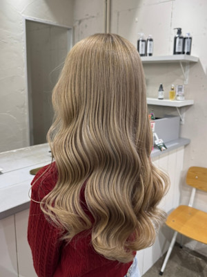 ハイトーンミルクティーベージュカラー