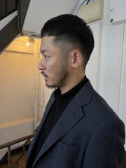 クロップドカット　　　[本町/心斎橋/堺筋本町]