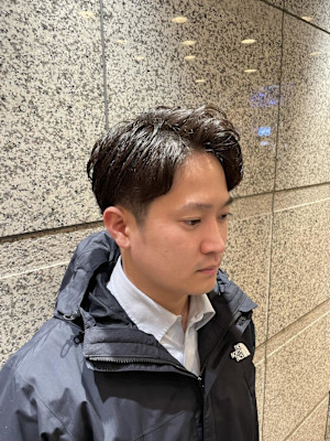 銀座 理容室 七三ツーブロックスタイル