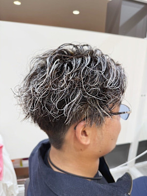 メンズハイライトスパイラルパーマ・ホワイトメッシュ