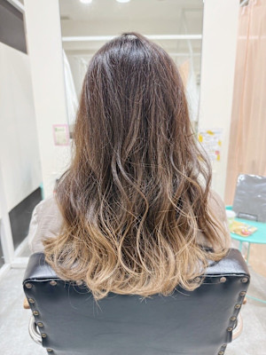 ダブルカラー・裾カラー・ピンクカラー・デザインカラー