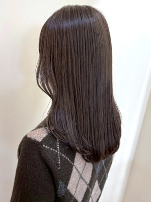 グレージュ くすみカラー セミロング レイヤーカット 艶髪