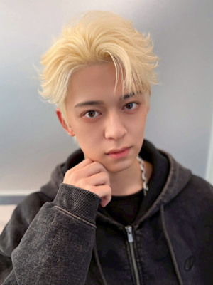 Men’s salon Zina 天神×スタイル