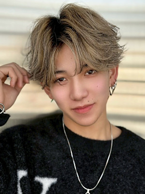 Men’s salon Zina 天神×スタイル