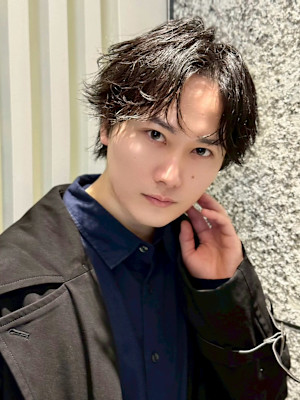 Men’s salon Zina 天神×スタイル