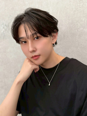 Men’s salon Zina 天神×スタイル