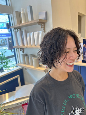 ウェーブショートボブ