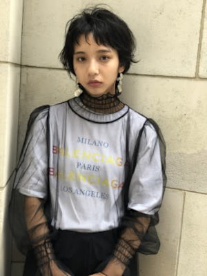 オン眉ボブパーマ