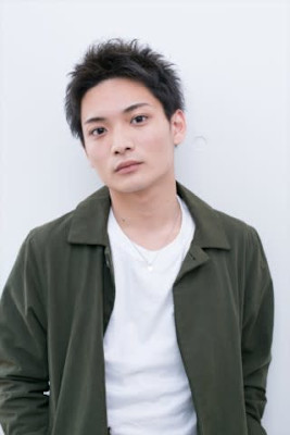 メンズ耳だしショート