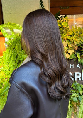 艶で魅せる大人ロング