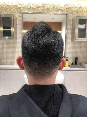 【麻布十番/メンズカット】スキンフェード　癖毛　30代