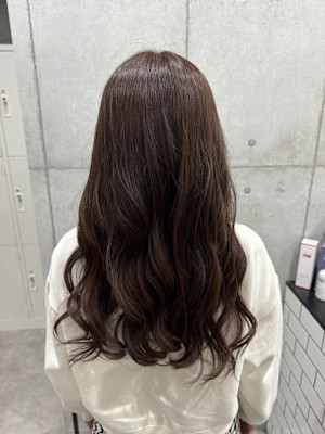 オリーブベージュ