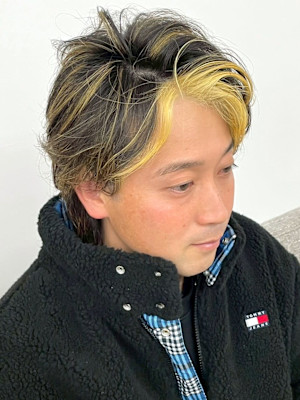 ブリーチカラー ハイライト アップバング ウルフカット