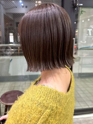 アッシュグレージュ 外ハネボブ 艶カラー 髪質改善カラー