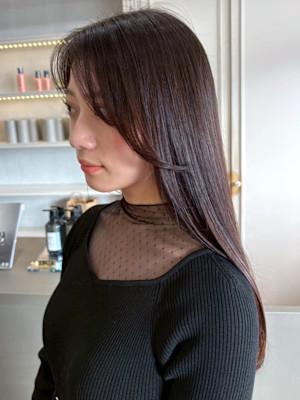 ロングヘア ダークグレージュ 顔周りレイヤー 髪質改善