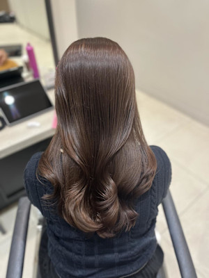 Mako チョコレートブラウン ブリーチなし 透明感 銀座