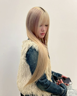 セクションカラー　デザインカラー　ケアブリーチカラー