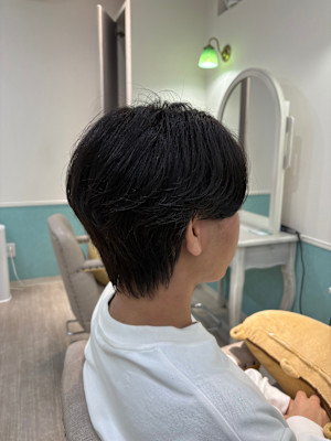 “毛流れ”センターパート