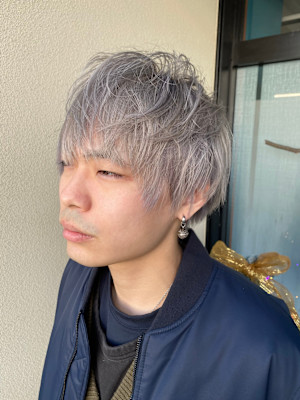 メンズハイトーン　ホワイトシルバー　ブリーチ　ダブルカラー