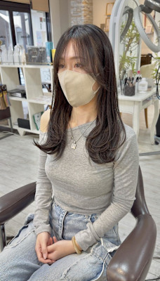 20代30代くびれレイヤースタイル