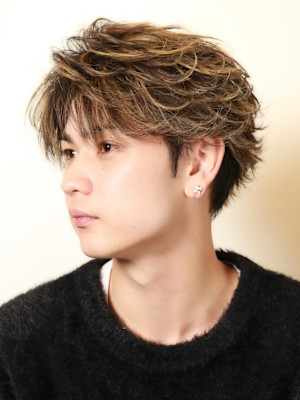 コンマバングフェザーショート