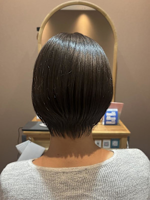 ショート:ばっさりカット:年代幅広