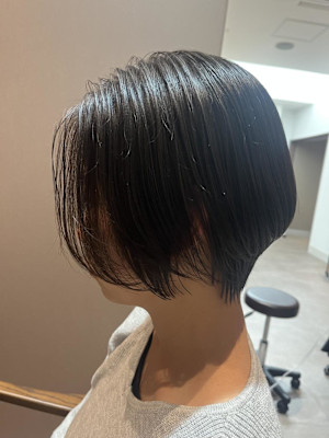 ショート:ばっさりカット:年代幅広