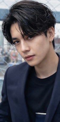 ヘアスタイルをカッコよく