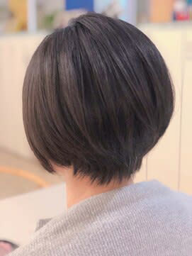 ハイセンスショートボブ