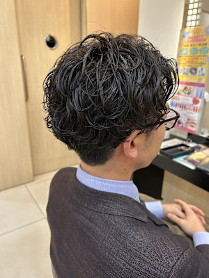 センターパート×パーマ