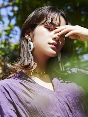 ミディアムヘアーの魅力を最大限に引き出すスタイル