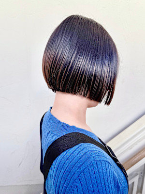 【morio成増 セリザワ】ぱっつんボブ プレイングカラー