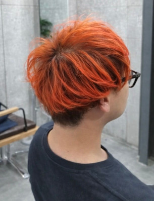 パレットカラーで個性的に