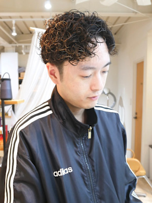 【morio成増/宇佐美】刈り上げ×強めパーマ